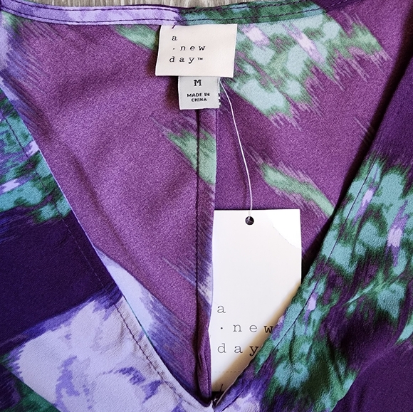 NWT FLORAL PURPLE DRESS - Picture 8 of 16